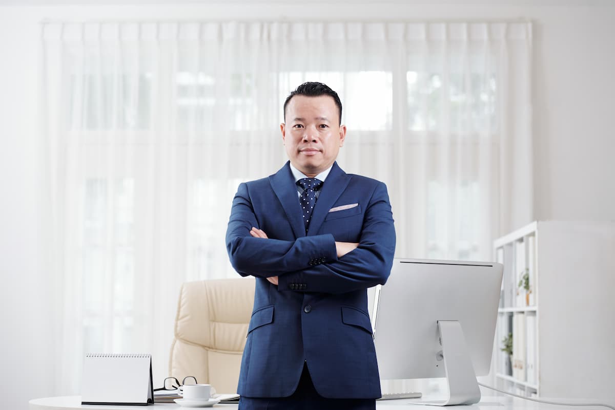 白井　信也